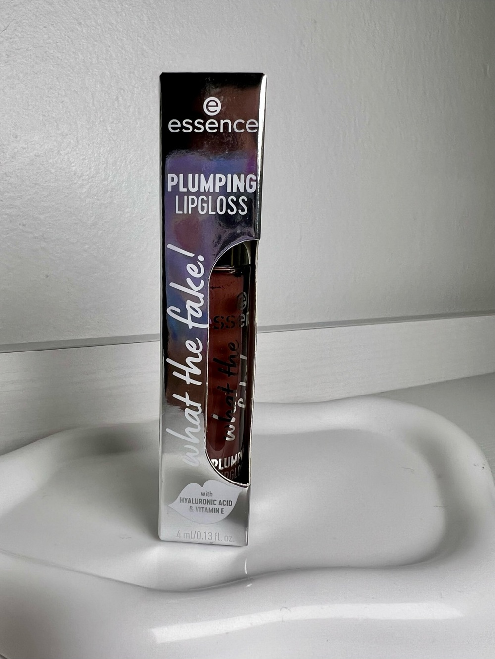 essence Plumping Lipgloss — Rich Brown Red Gloss